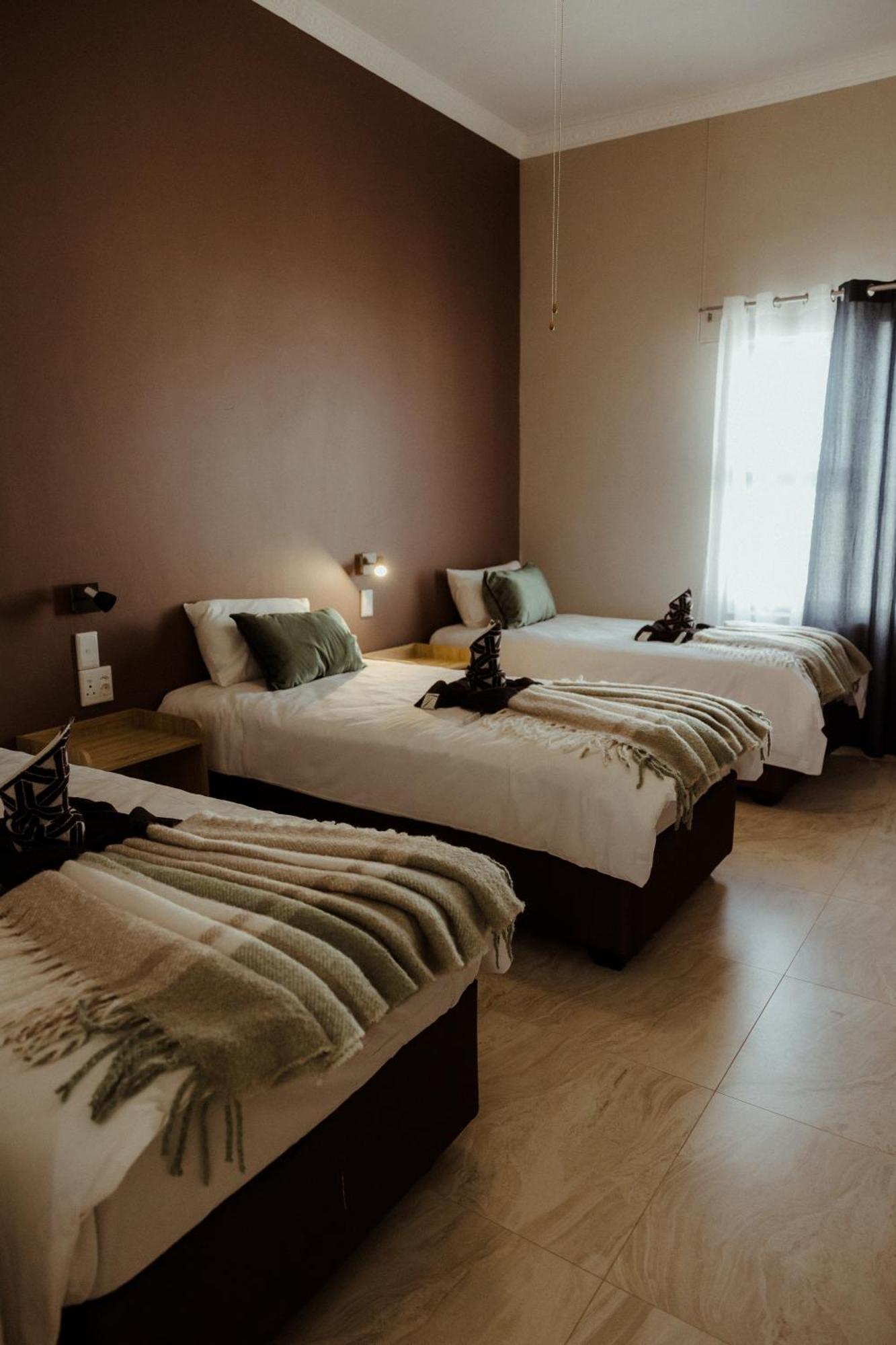 Out Of Africa Town Lodge أوتجيوارونغو المظهر الخارجي الصورة